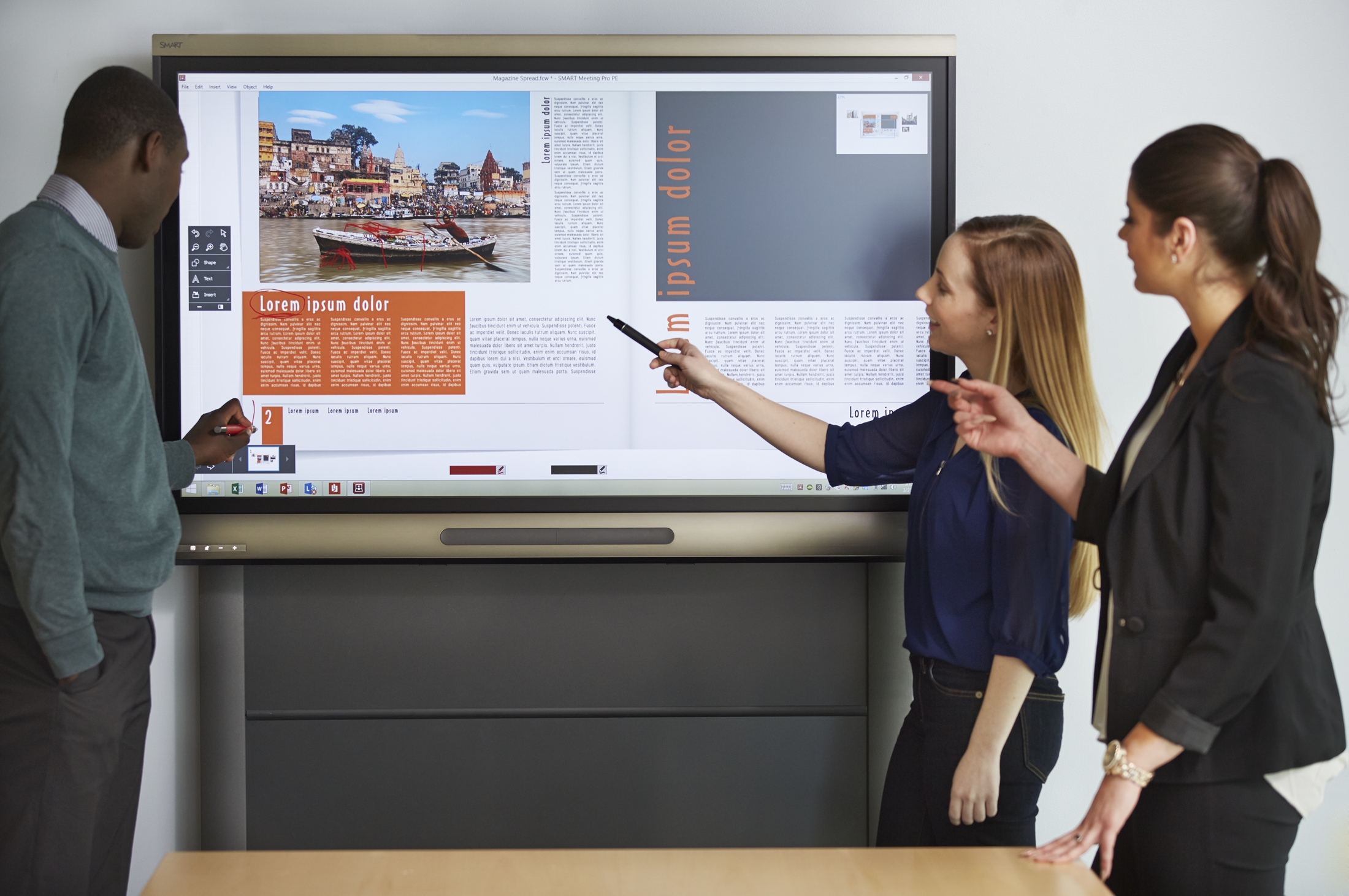 What are the Benefits of Interactive Smartboards